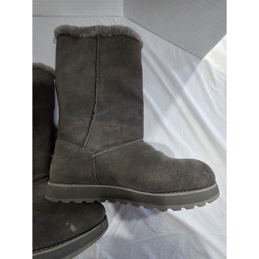 Skechers Womans Suede Boots Fleece Lined Pull On Flat Mid Calf Boot Grey Size 10 - Picture 4 of 11